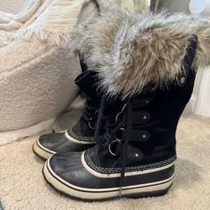 SOREL SNOW BOOTS